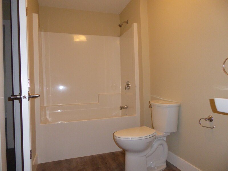 1477 Glenmore Road North - Photo 6