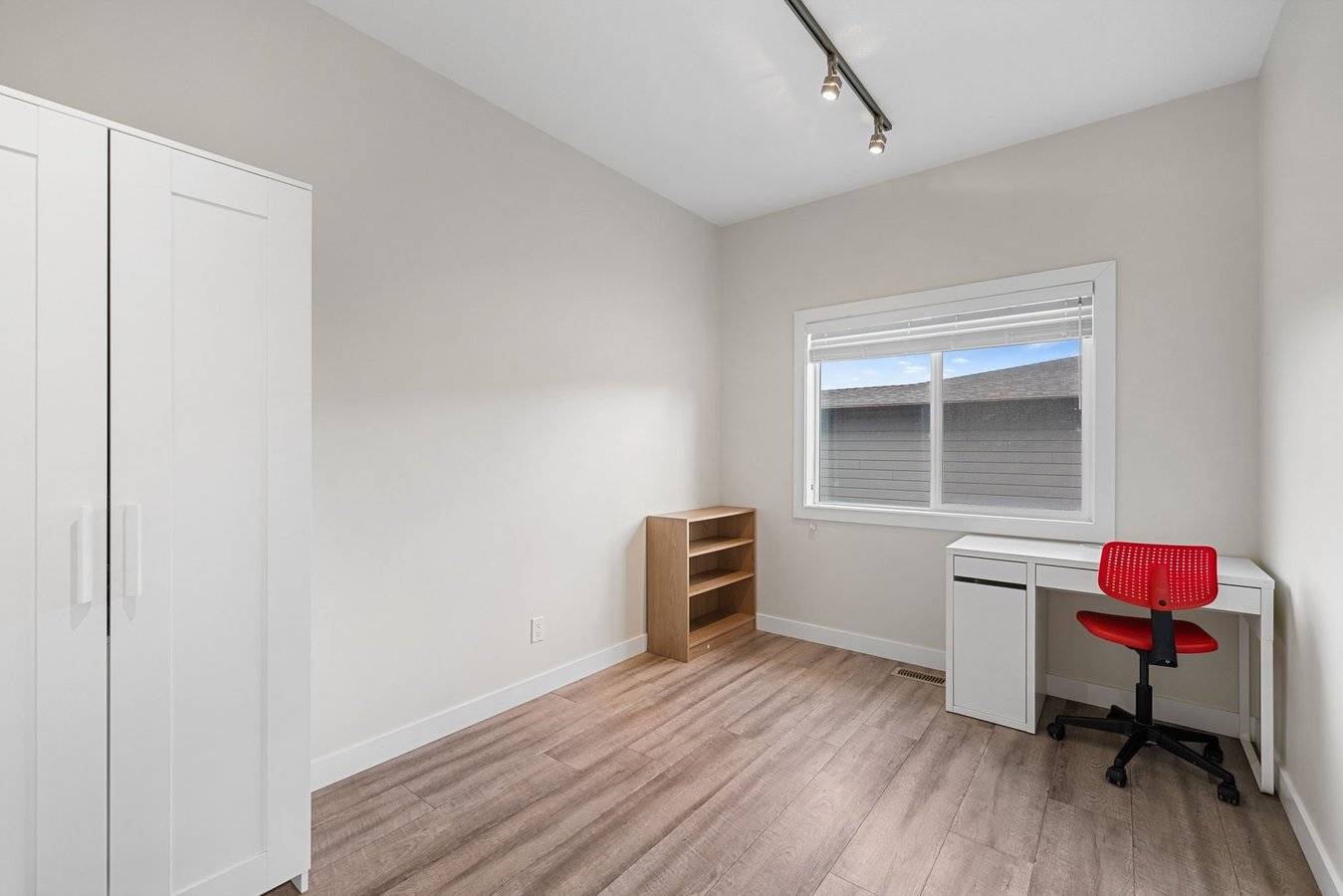 695 Concordia Street - Photo 10