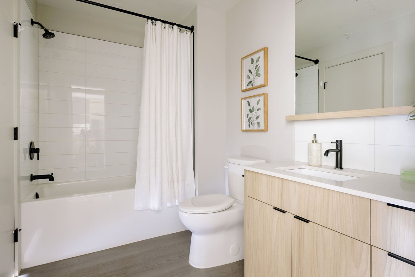 815 Leon Avenue - Photo 8