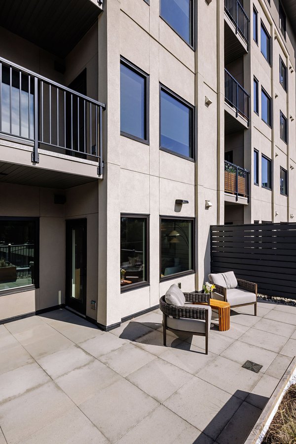 815 Leon Avenue - Photo 10