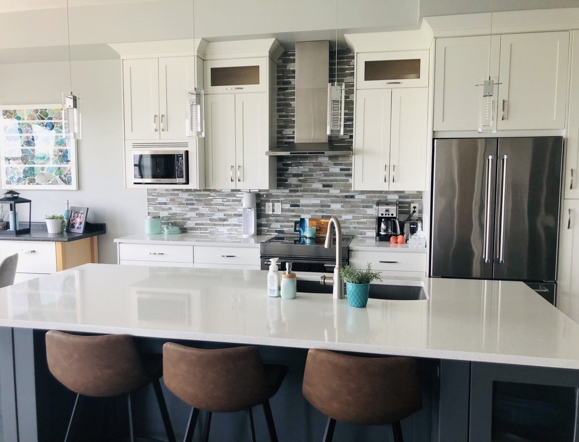 1327 Saint Paul Street - Photo 2