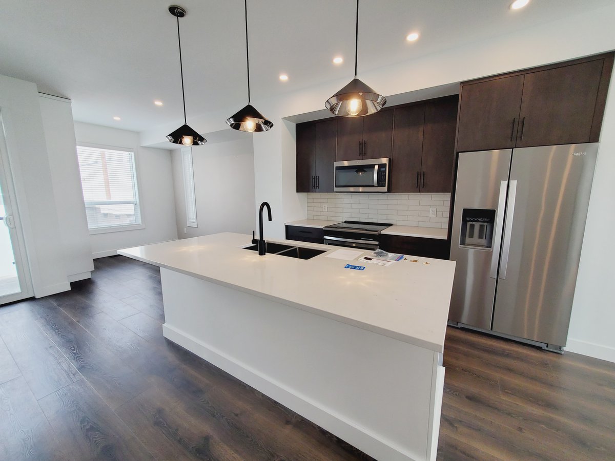 610 Academy Way - Photo 6