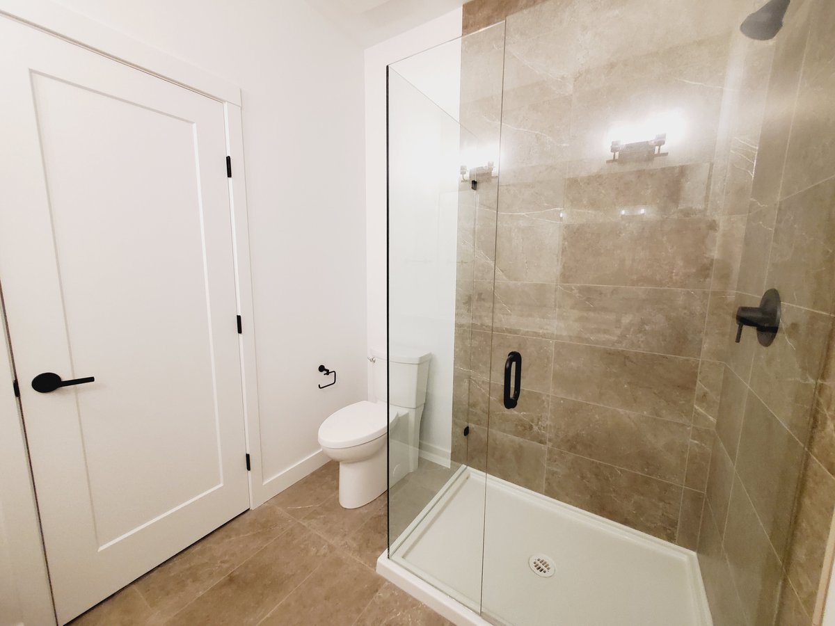610 Academy Way - Photo 16