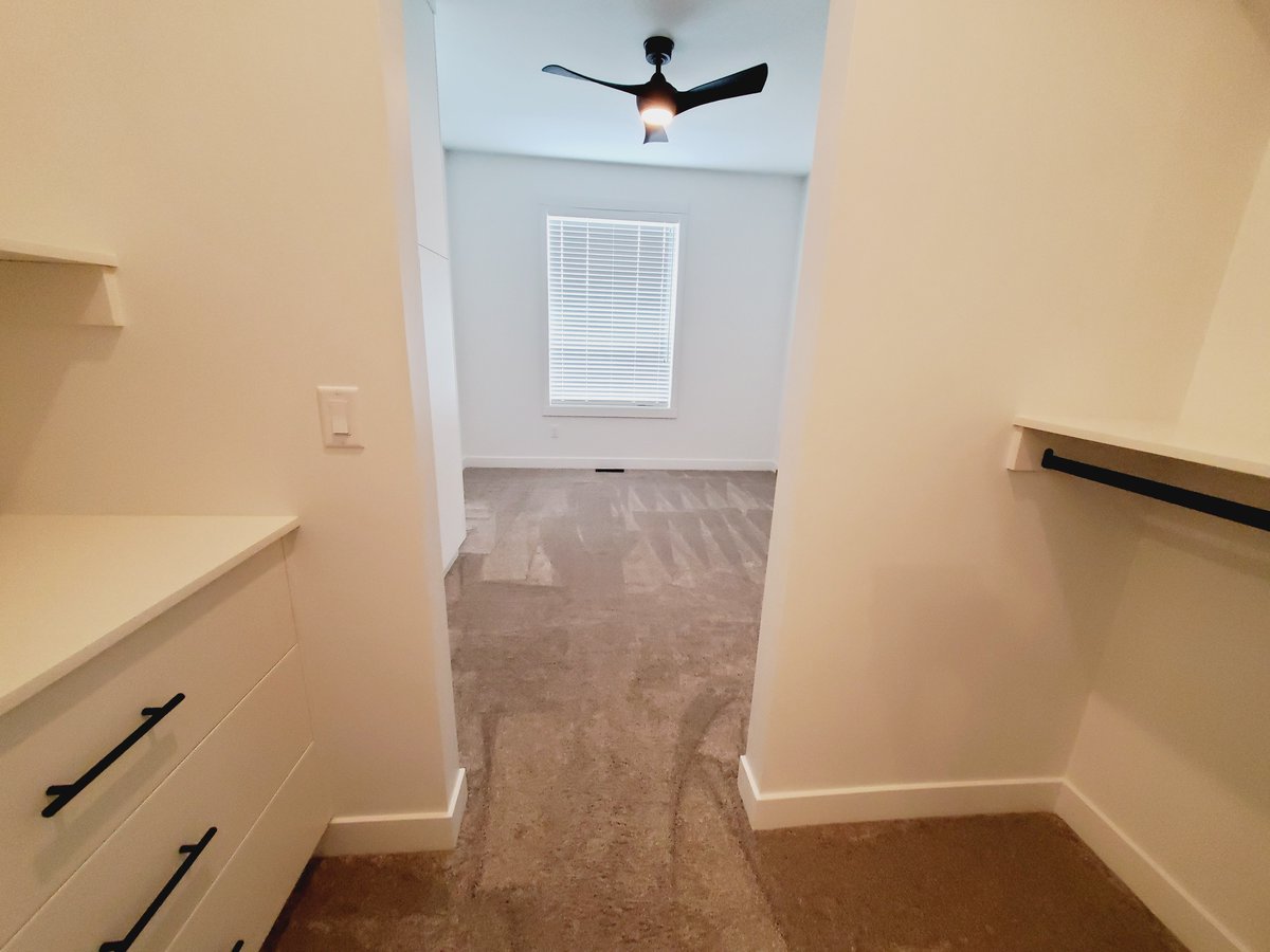 610 Academy Way - Photo 14
