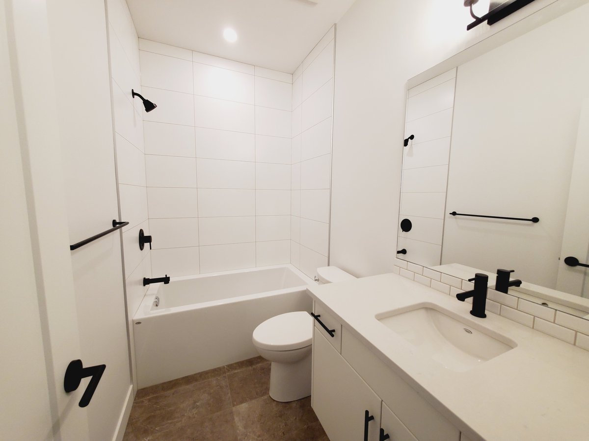 610 Academy Way - Photo 18