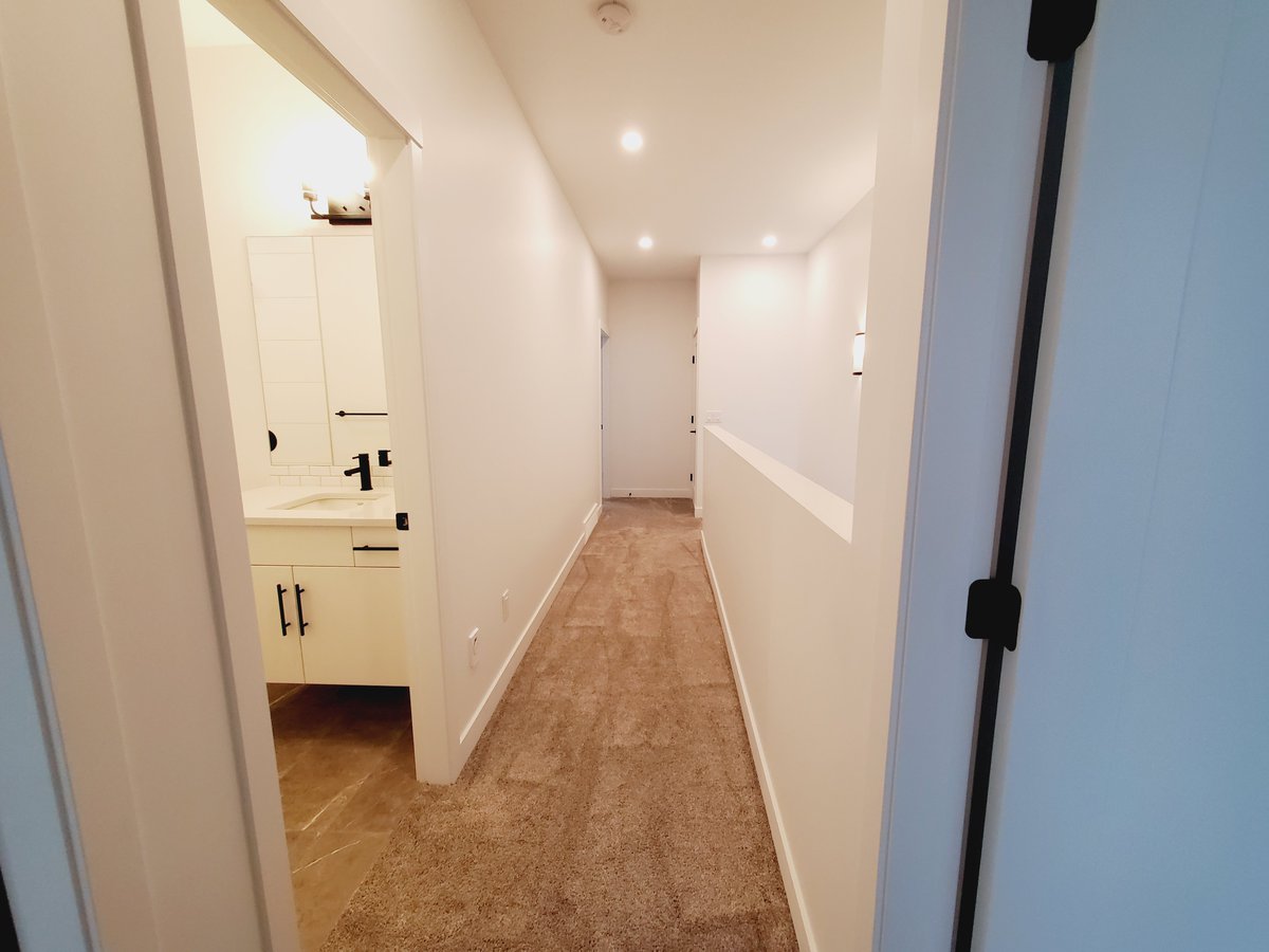 610 Academy Way - Photo 11