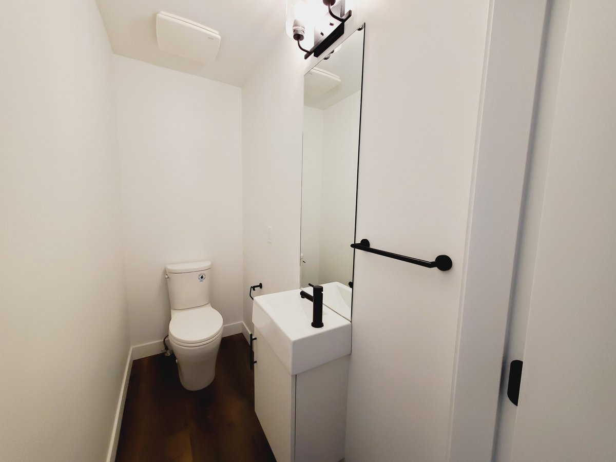 610 Academy Way - Photo 3