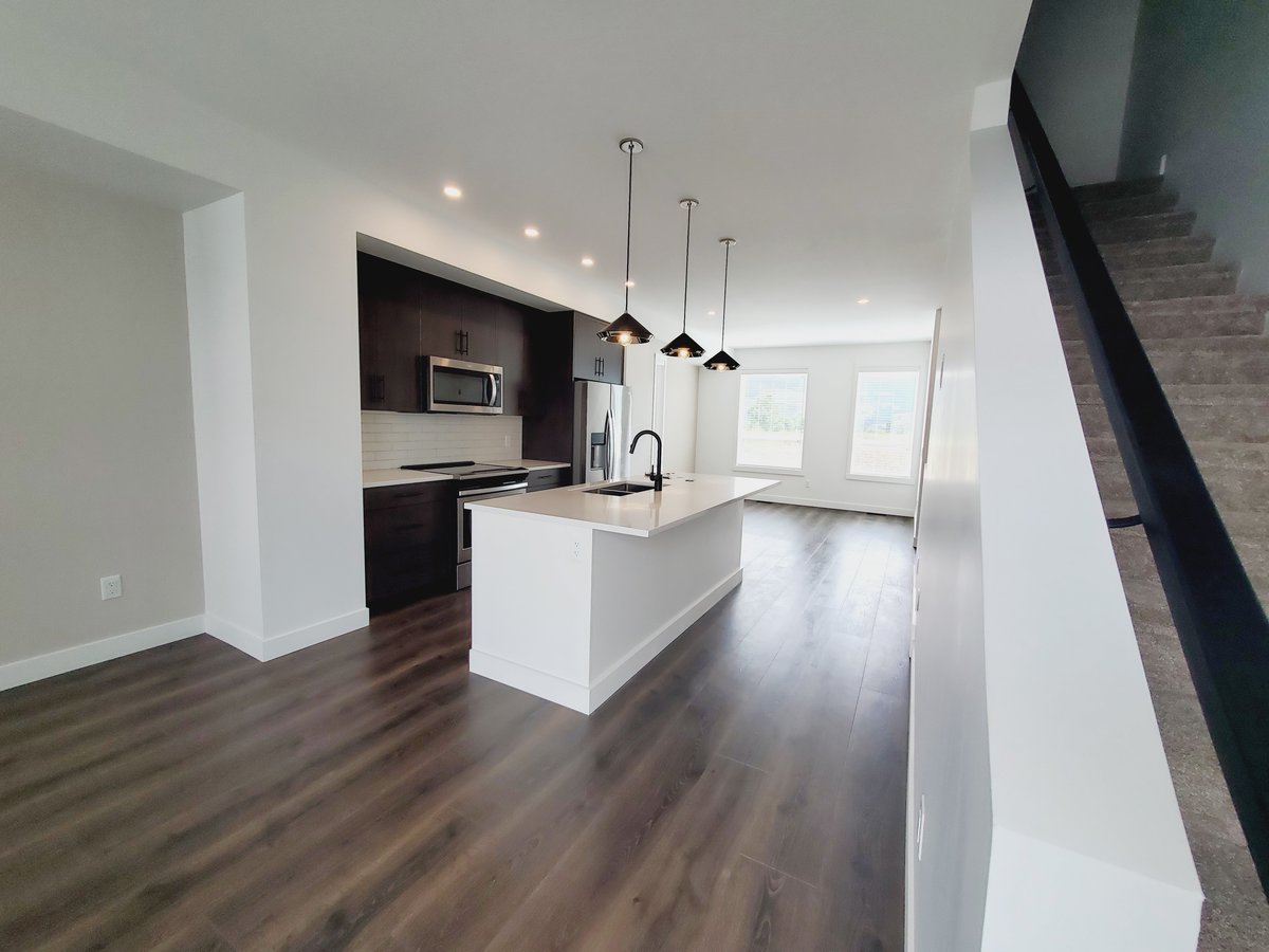 610 Academy Way - Photo 4
