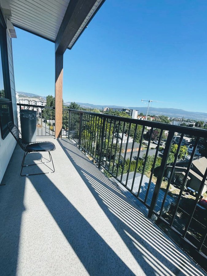 1215 Saint Paul Street - Photo 18