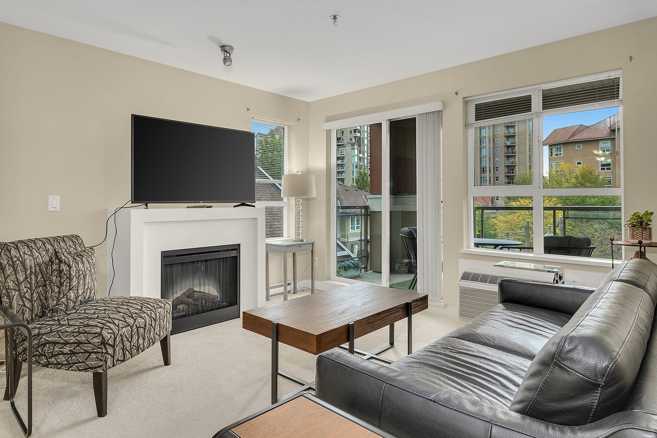 1083 Sunset Drive - Photo 10