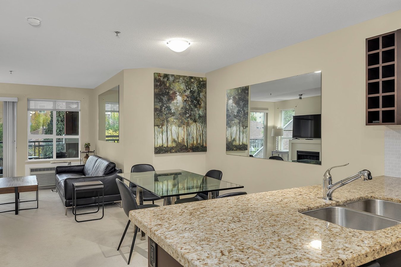 1083 Sunset Drive - Photo 8