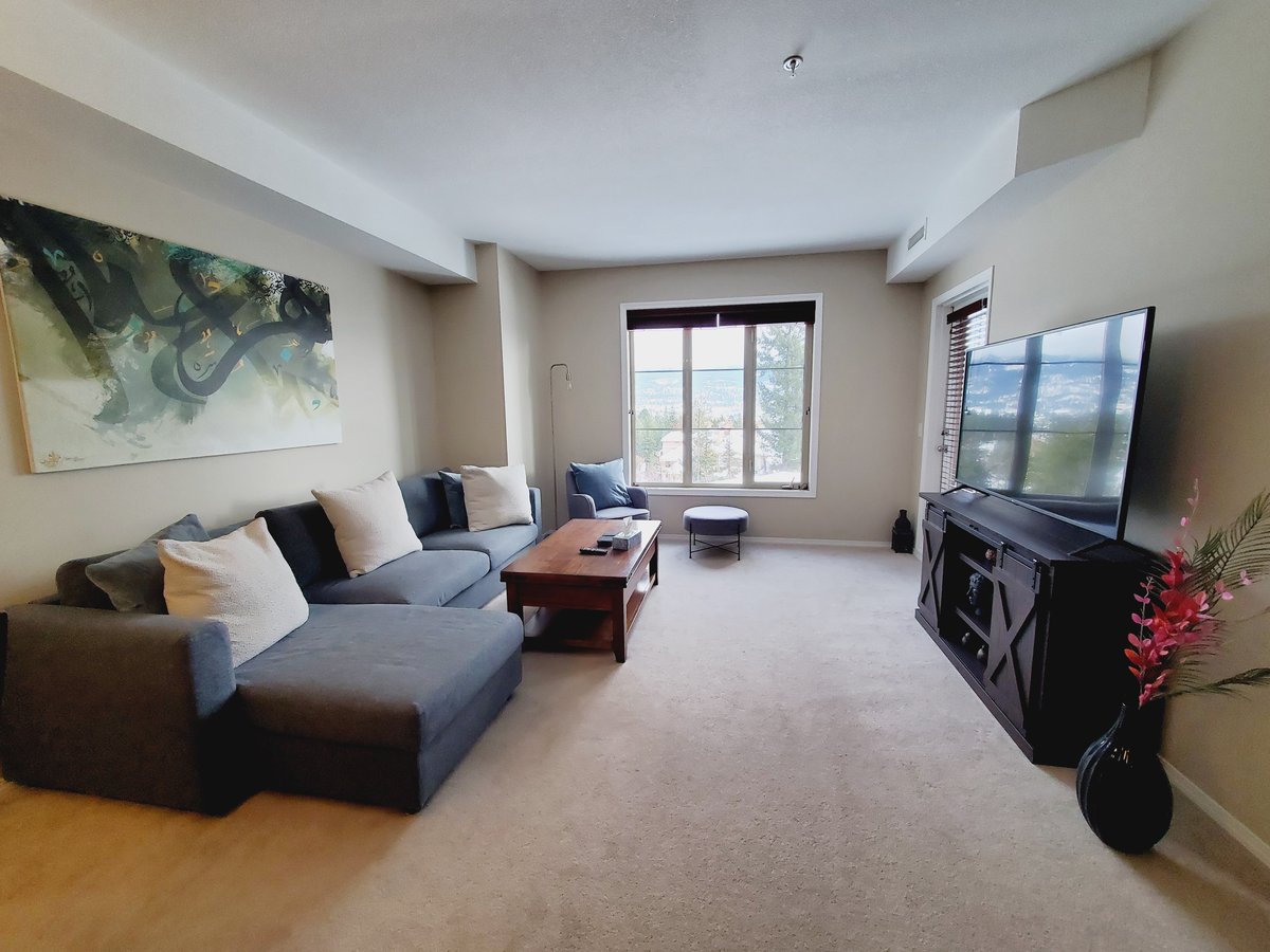 1875 Country Club Drive - Photo 9