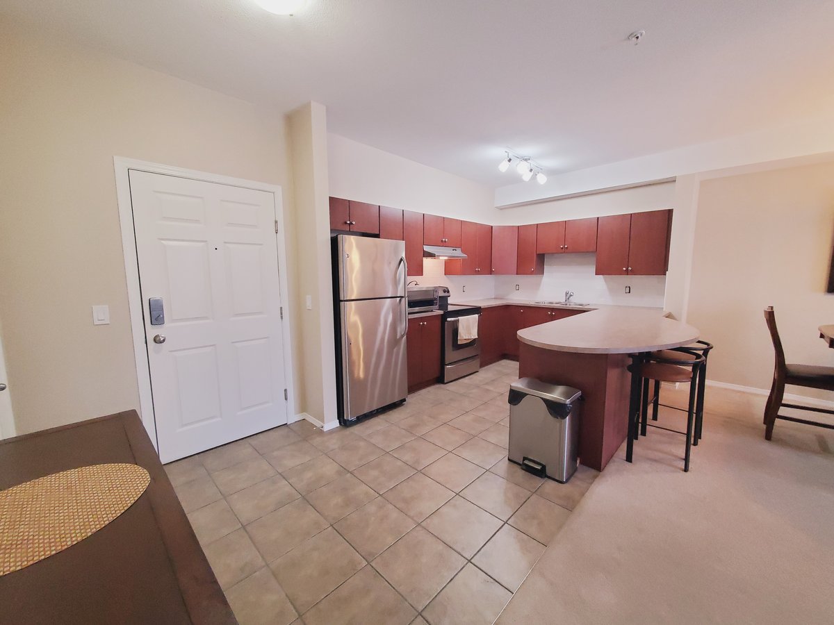 1875 Country Club Drive - Photo 4
