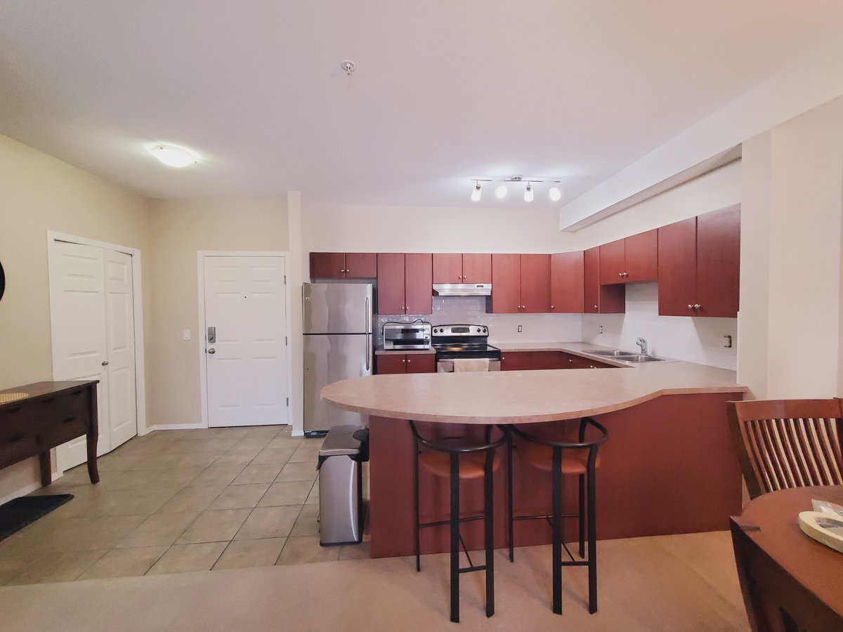 1875 Country Club Drive - Photo 5