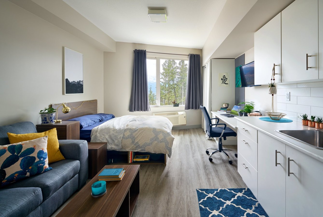842 Academy Way - Photo 1