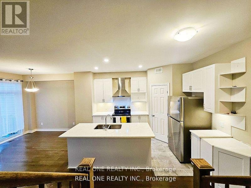 1103 BARROW AVENUE - Photo 2