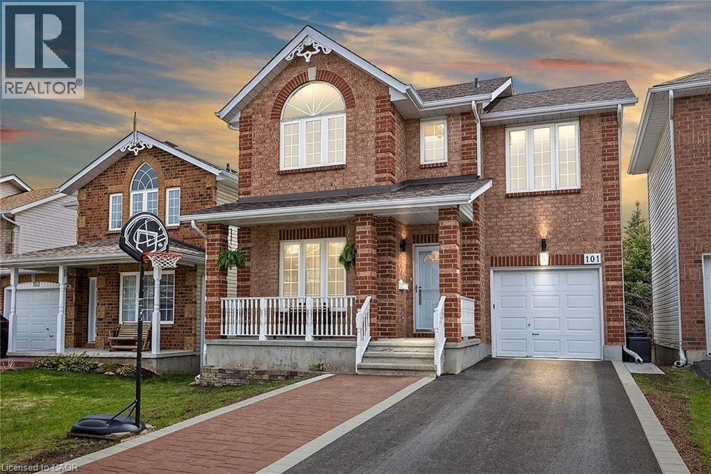 101 DALGLEISH Avenue - Photo 1