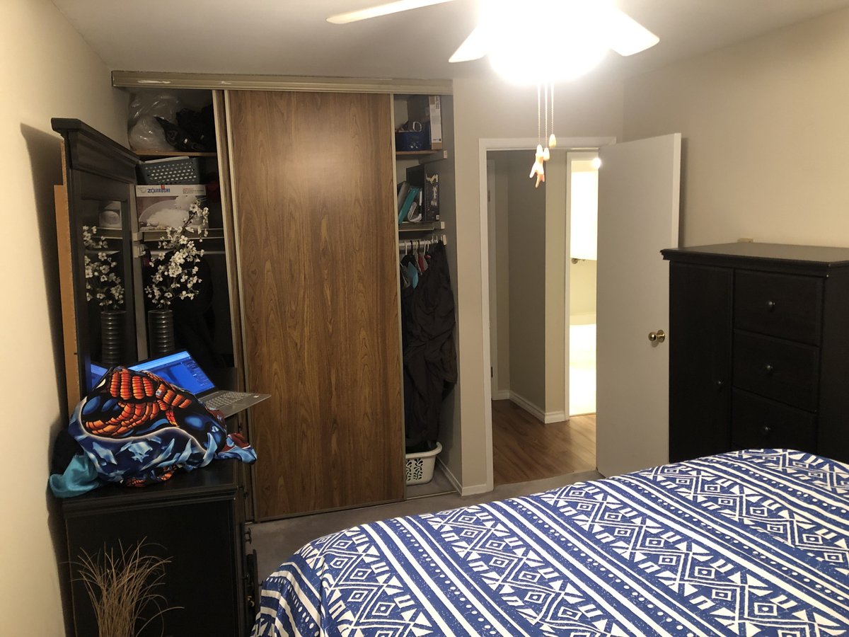 580 Armstrong Road - Photo 2