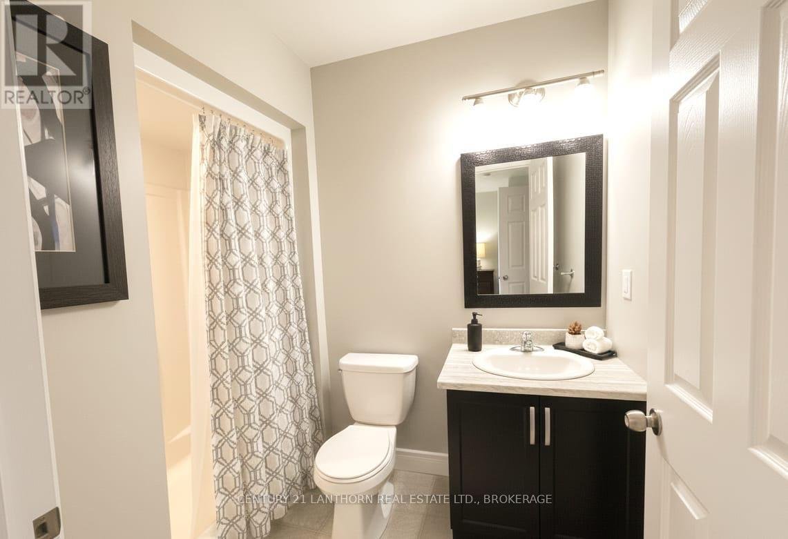 305 JANETTE STREET - Photo 3