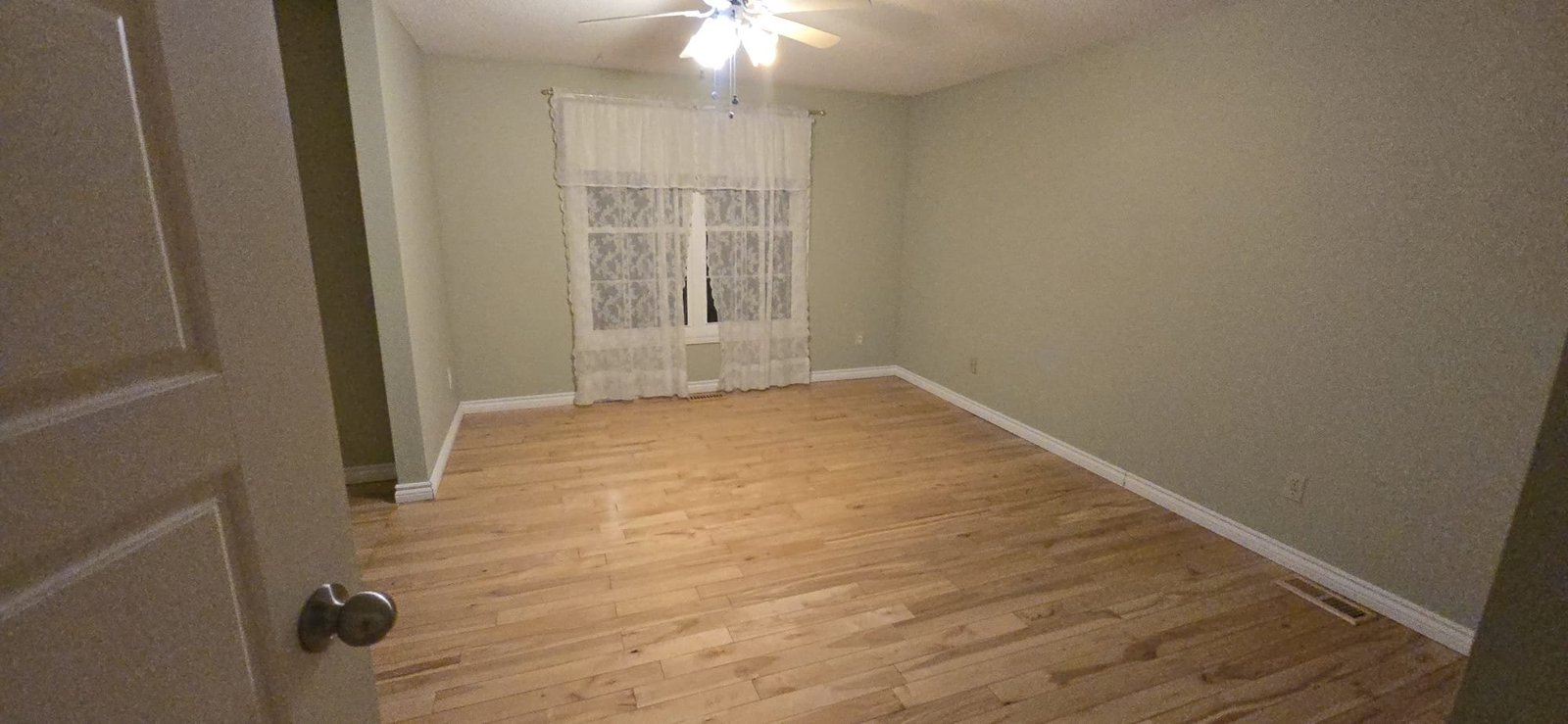 153 Grenadier Drive - Photo 3