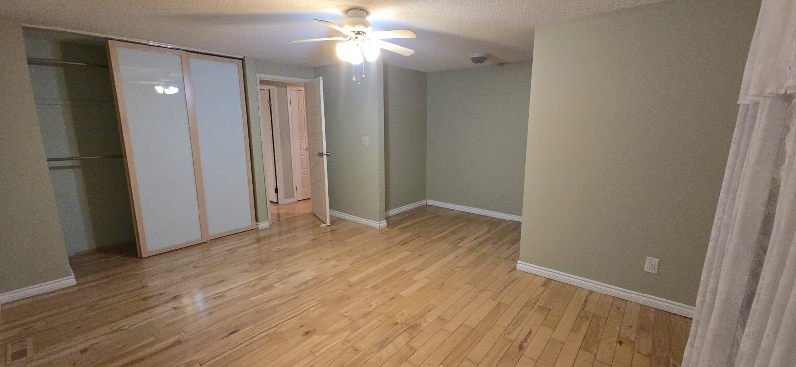 153 Grenadier Drive - Photo 5