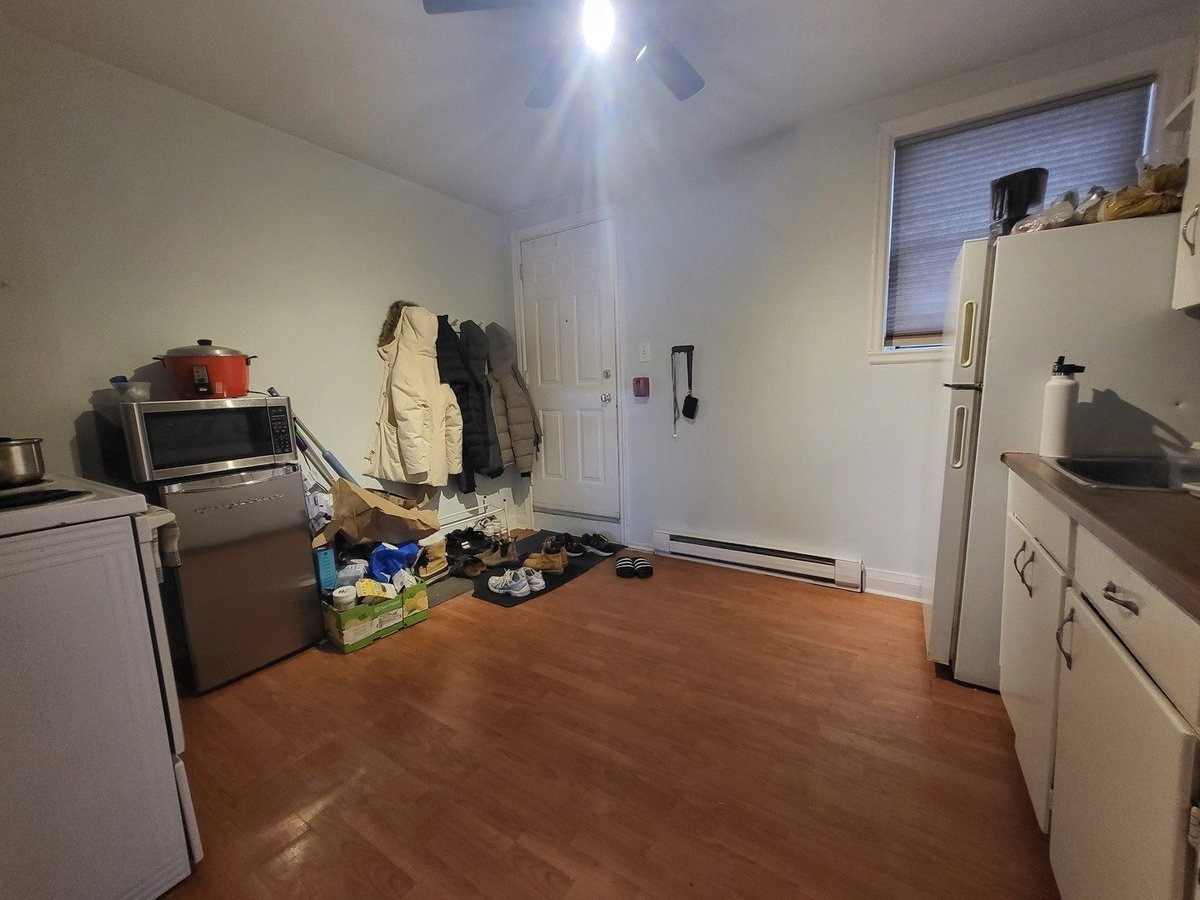 329 College Street - Photo 5