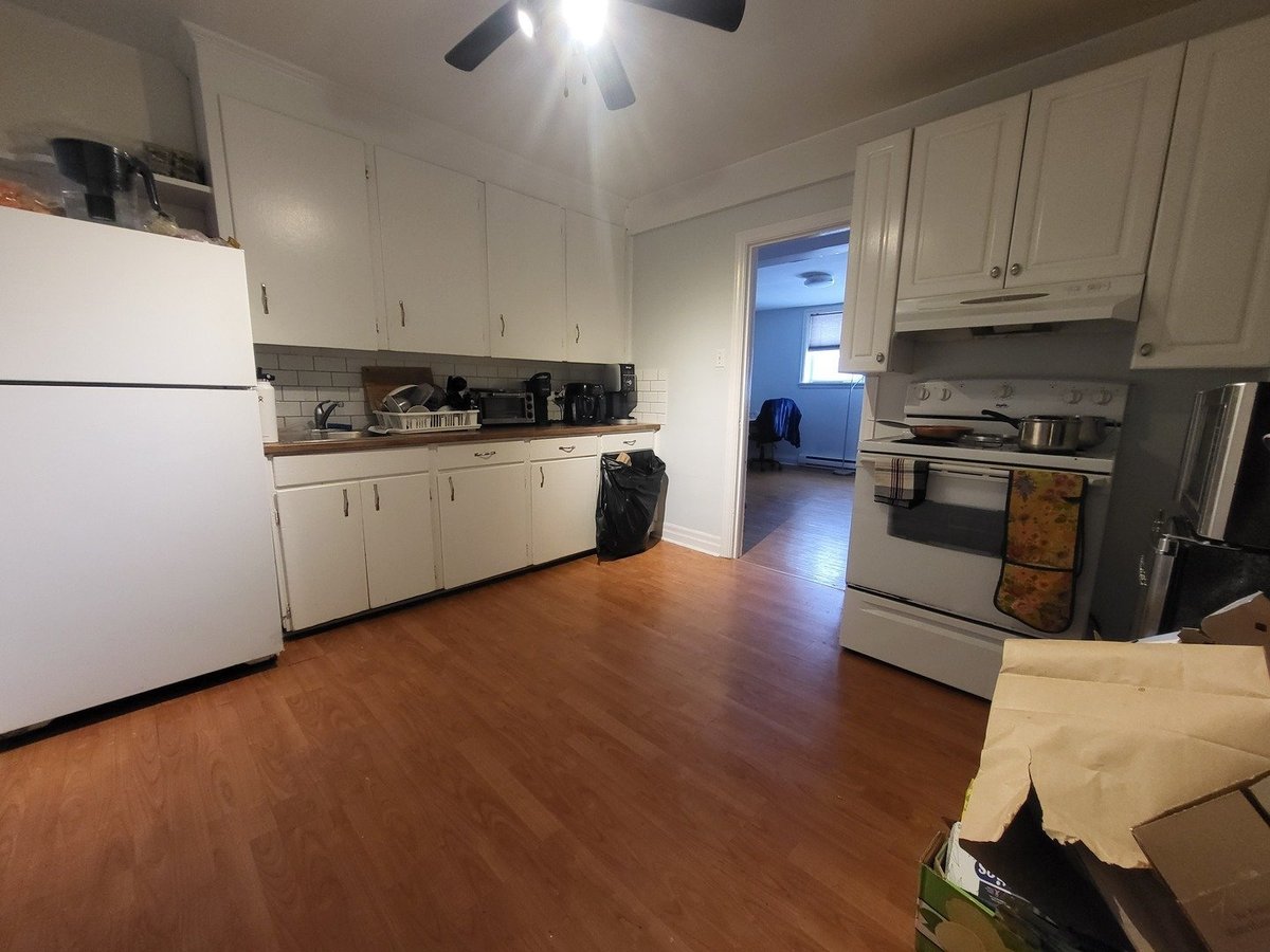 329 College Street - Photo 6