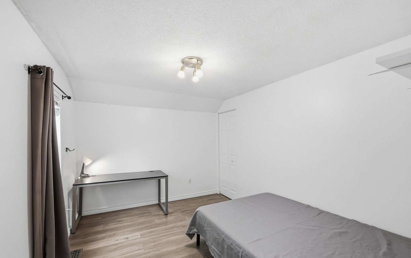182 Montreal Street - Photo 5