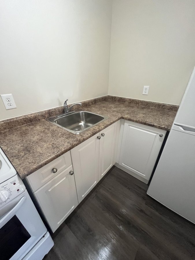 205 Bagot Street - Photo 4
