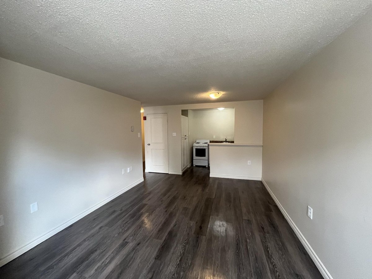 205 Bagot Street - Photo 2