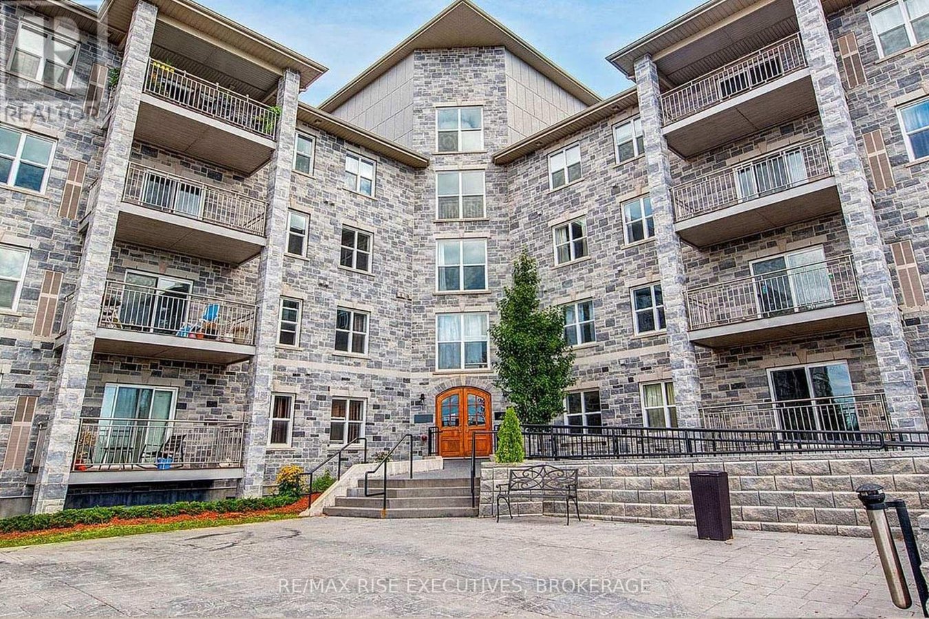 516 - 539 ARMSTRONG ROAD - Photo 1