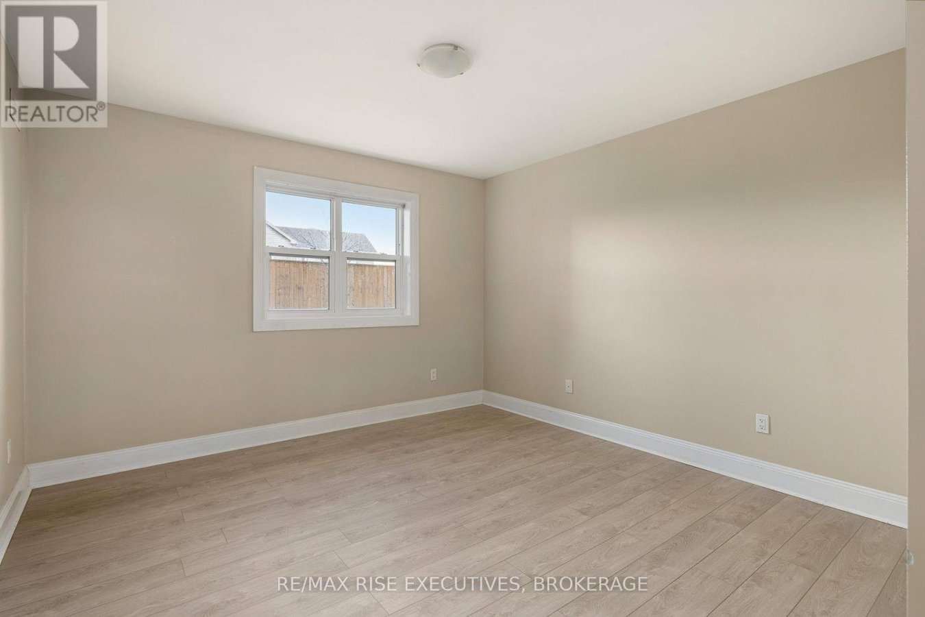 516 - 539 ARMSTRONG ROAD - Photo 23