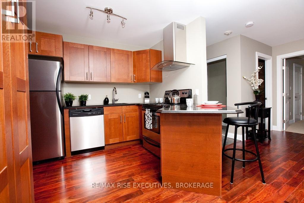 314 - 810 BLACKBURN MEWS - Photo 3