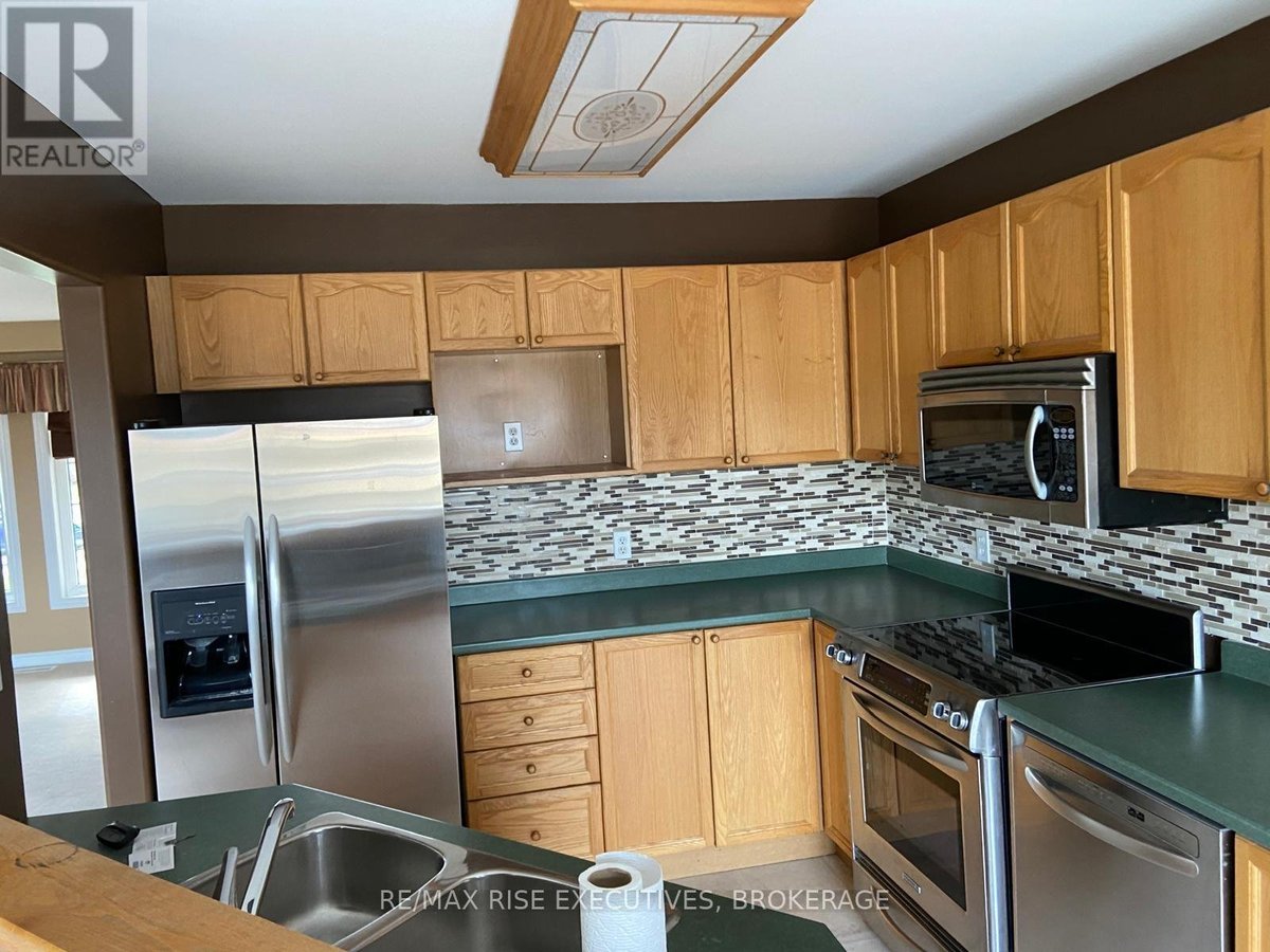 1872 BERRYWOOD CRESCENT - Photo 10