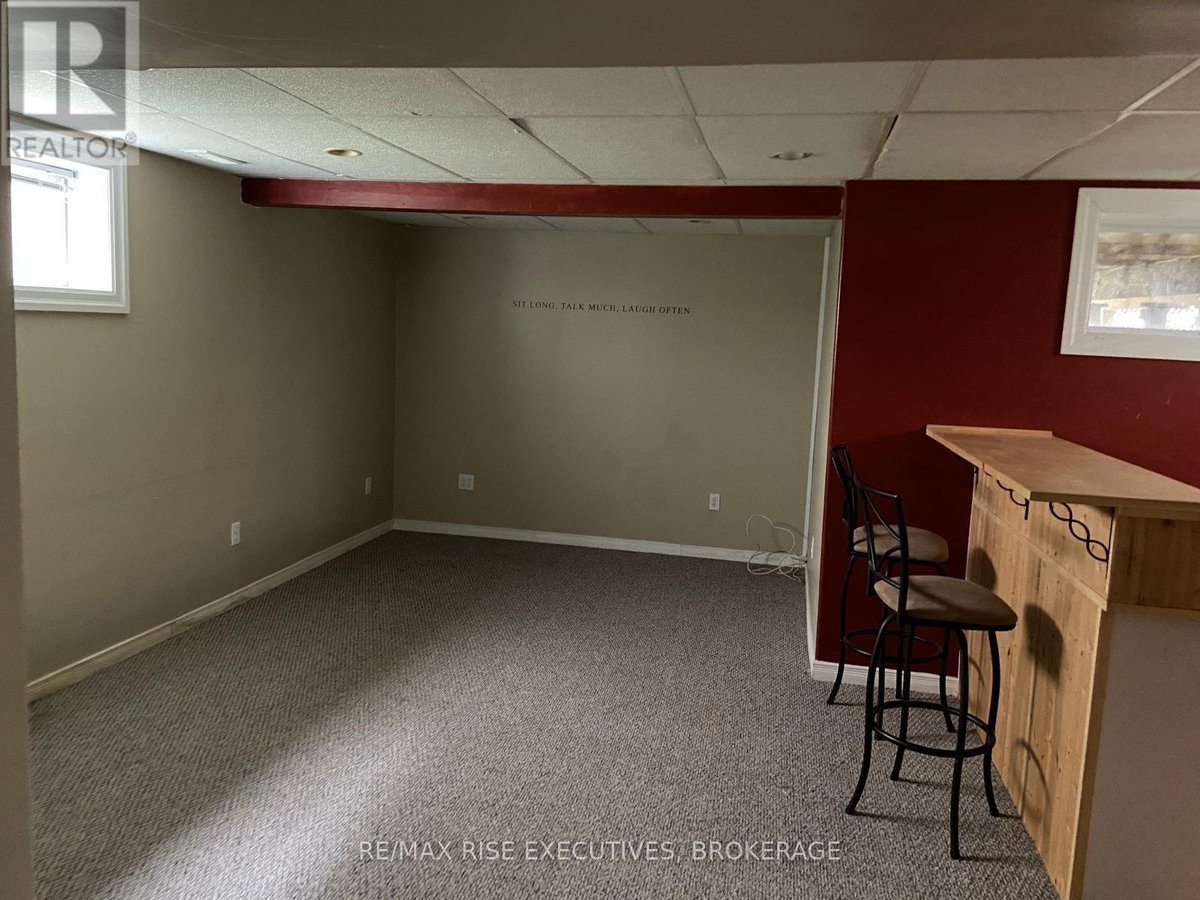 1872 BERRYWOOD CRESCENT - Photo 20