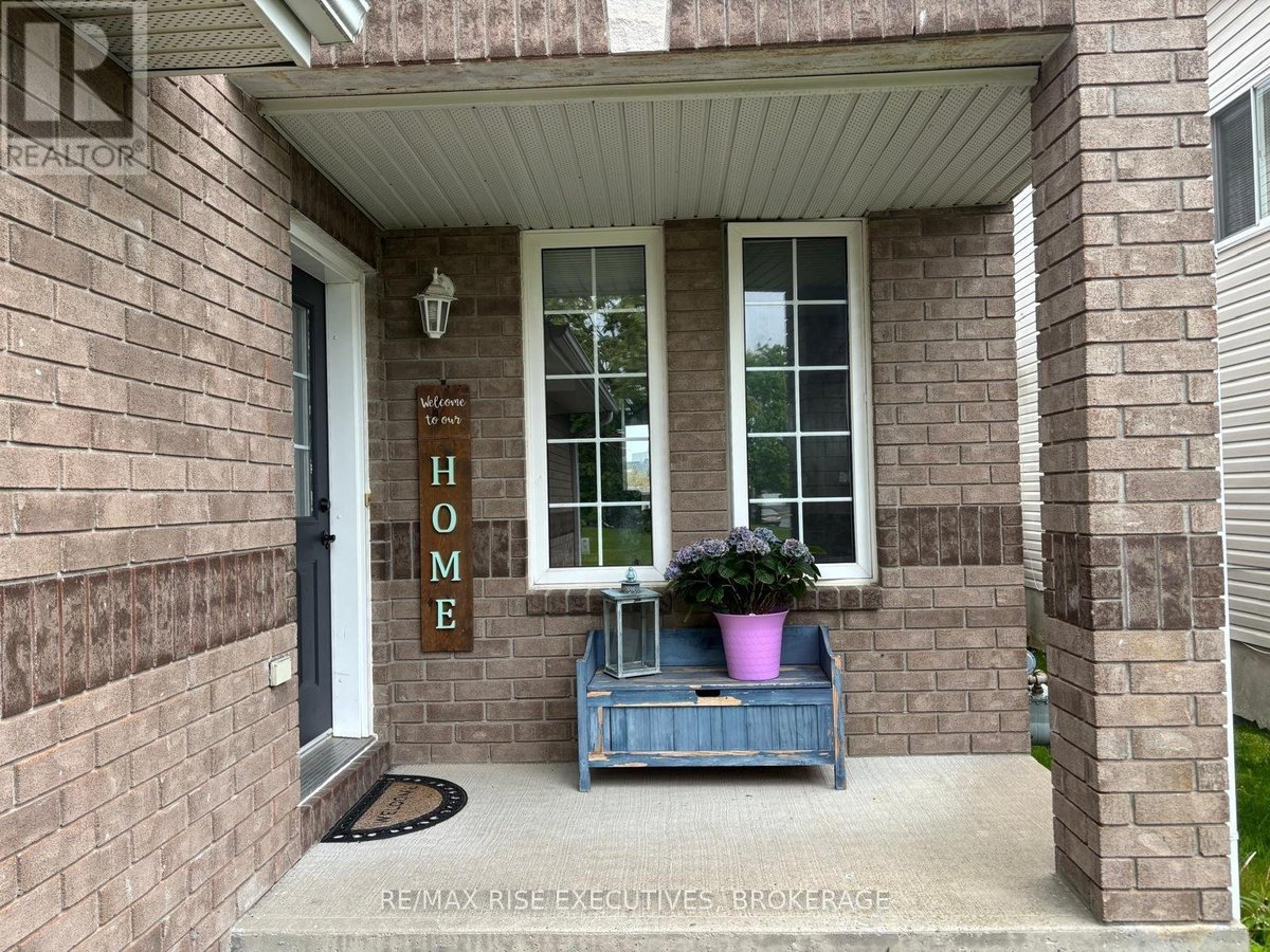 1872 BERRYWOOD CRESCENT - Photo 25