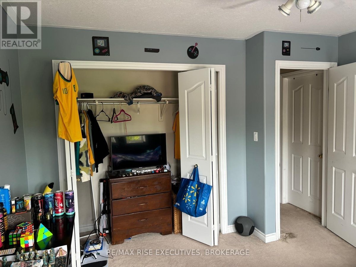 1872 BERRYWOOD CRESCENT - Photo 27