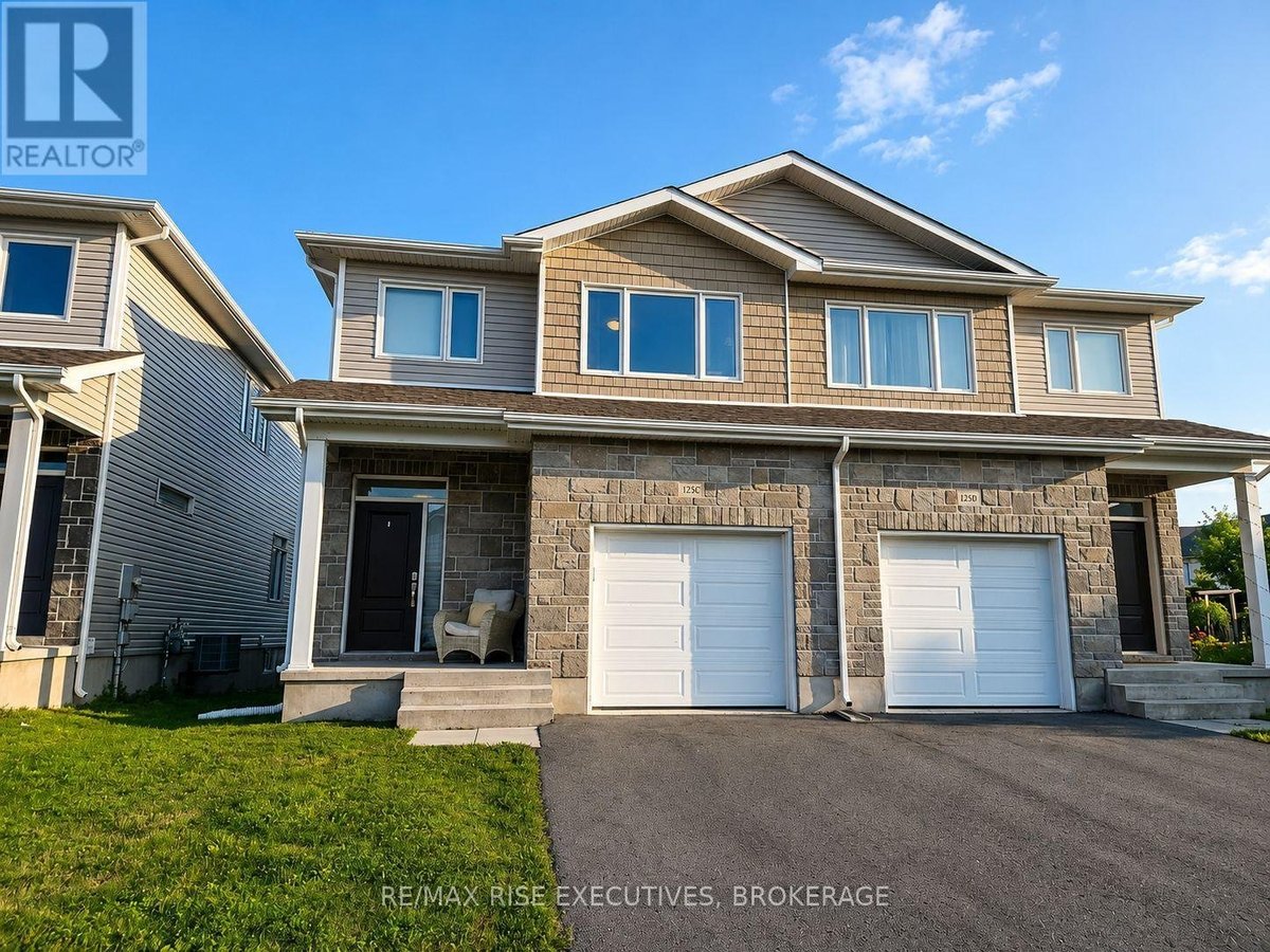 1236 MAX CRESCENT - Photo 1