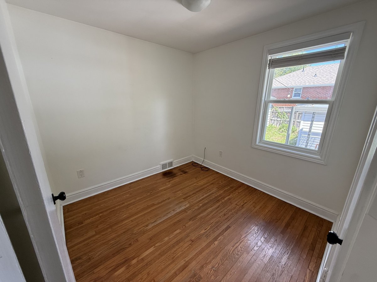 155 Carruthers Avenue - Photo 7