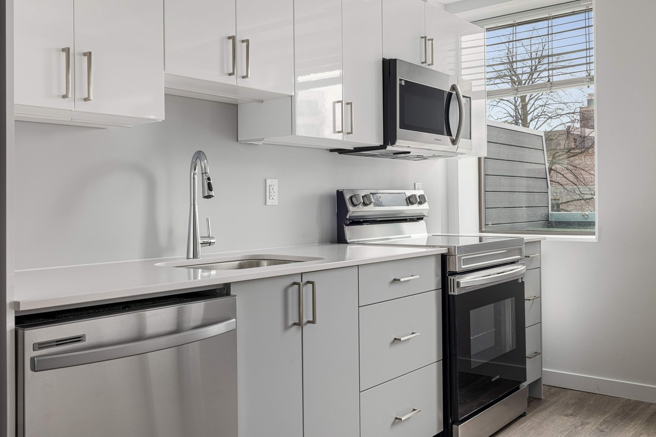 449 Princess Street - Photo 3