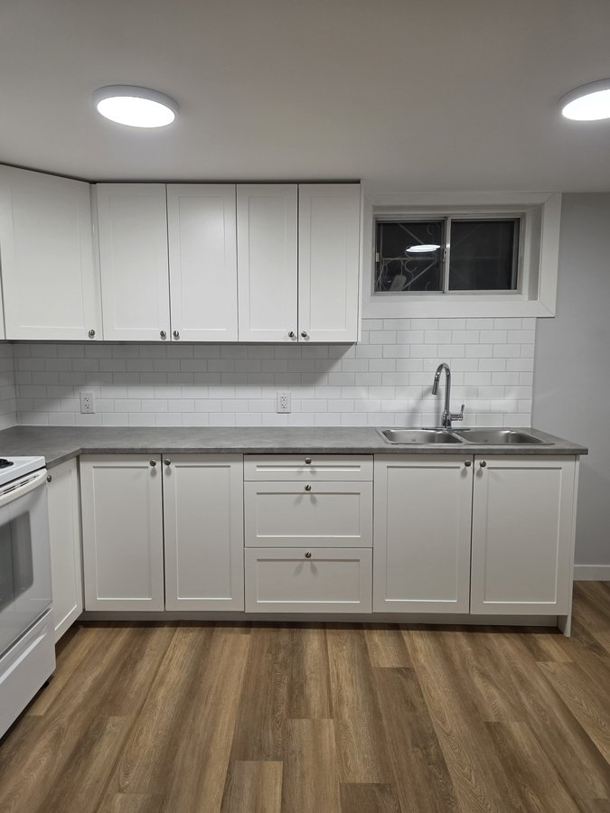 120 Conacher Drive - Photo 4