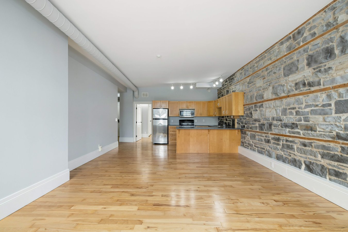 200 Ontario Street - Photo 7