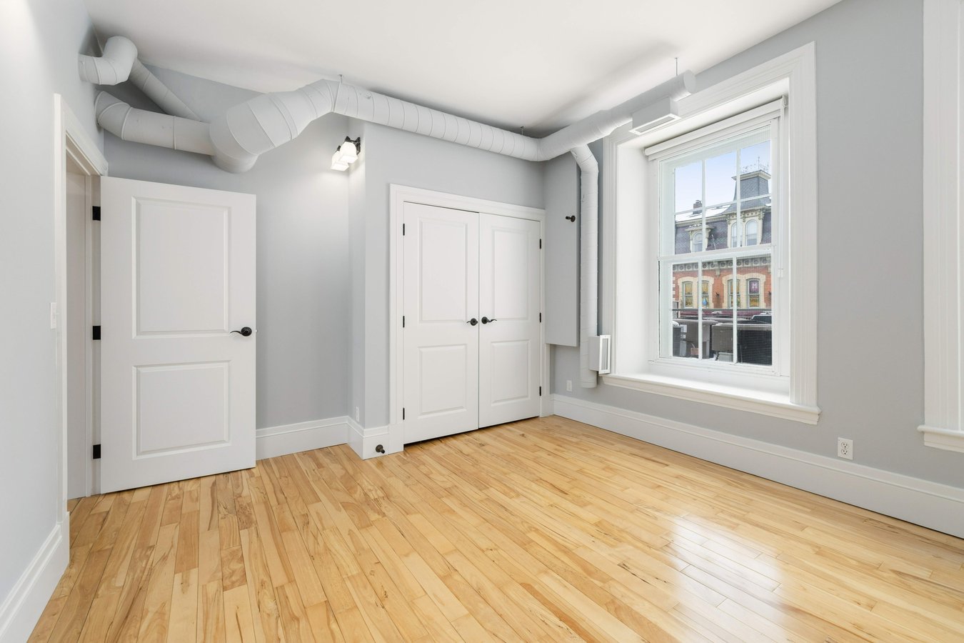 200 Ontario Street - Photo 16