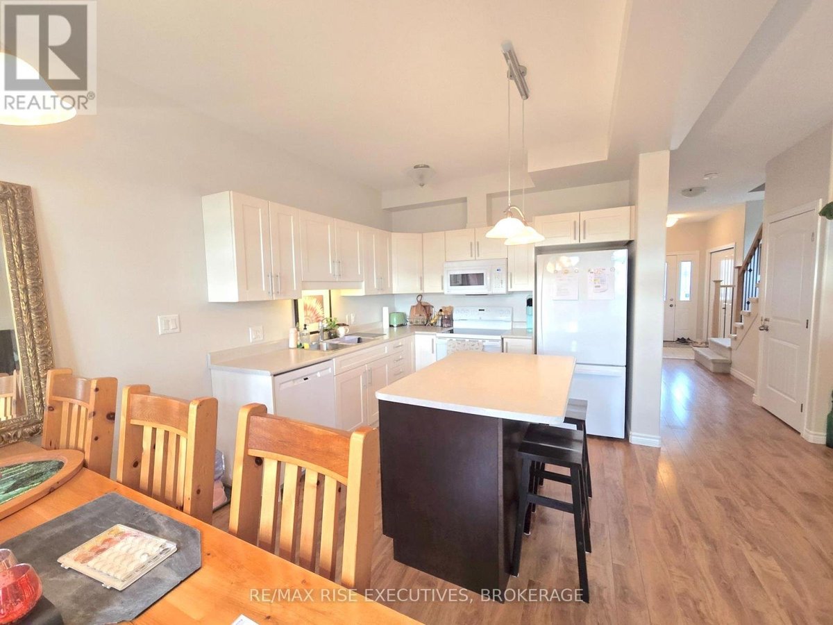 1 - 949 BLOSSOM STREET - Photo 6