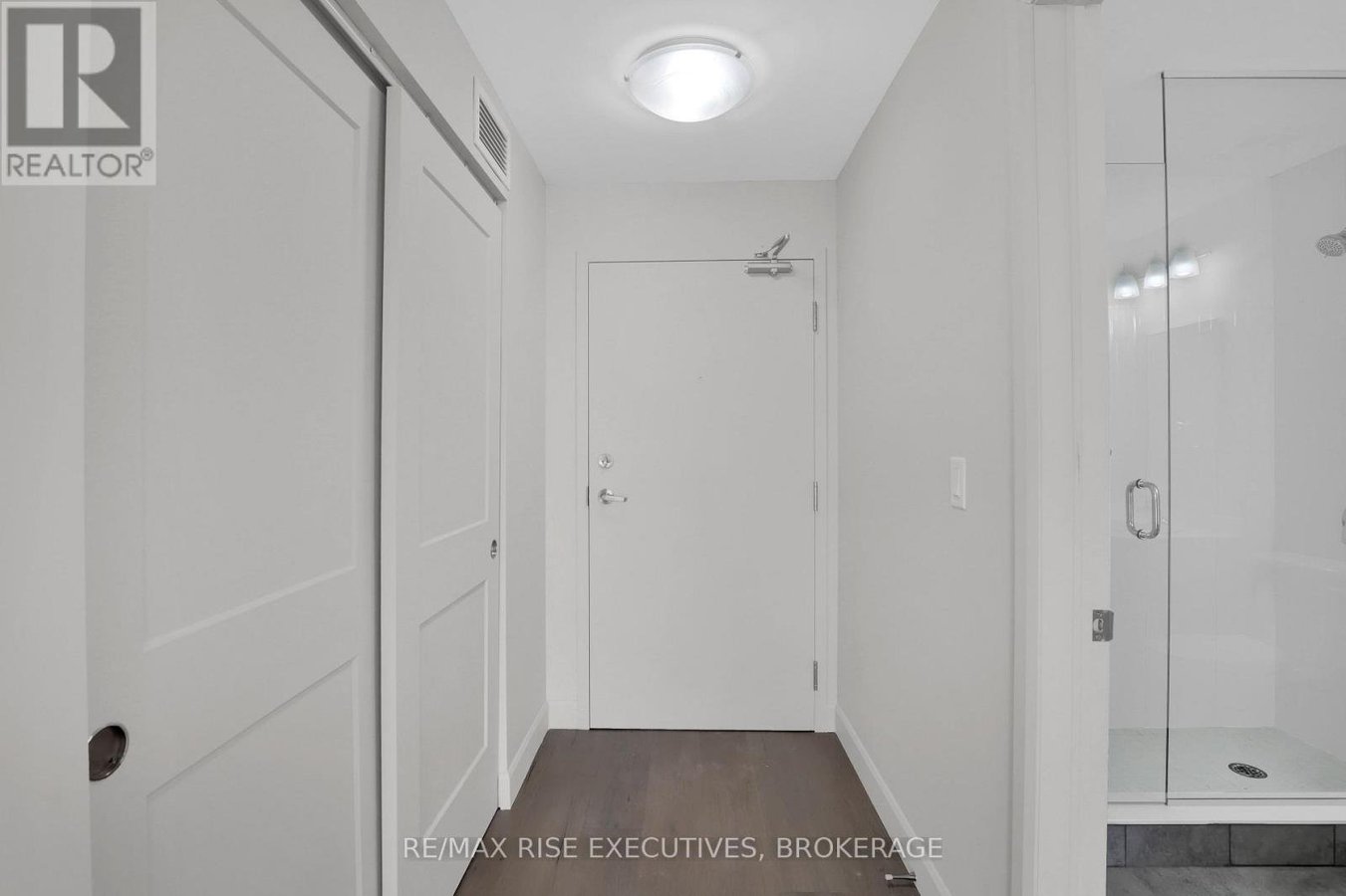 209 - 1274 HIGHWAY 15, RR 2 - Photo 2