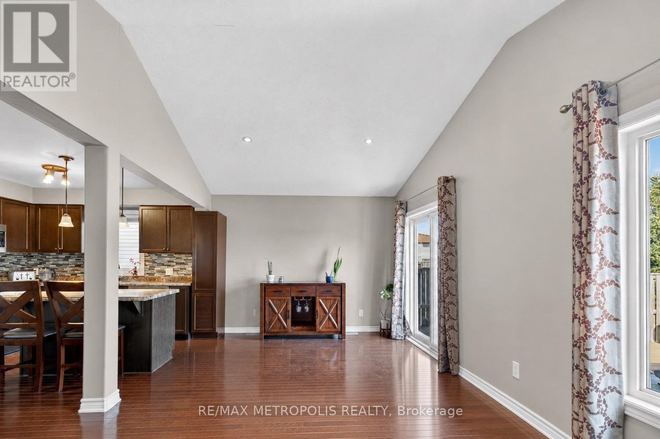 1276 ATKINSON STREET - Photo 7