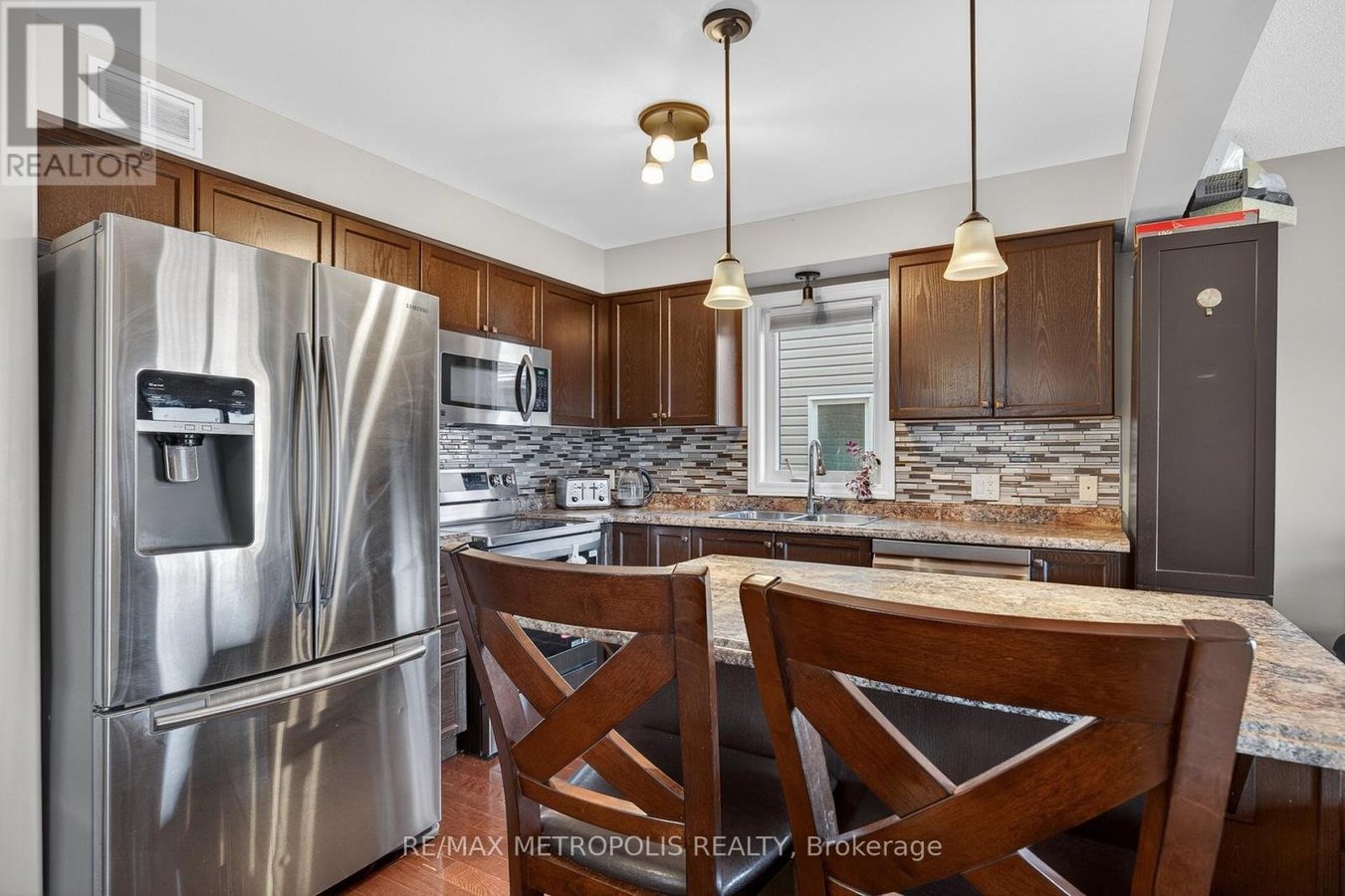 1276 ATKINSON STREET - Photo 9