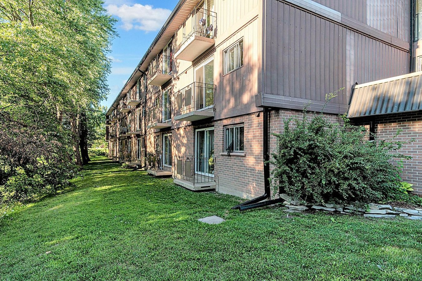 Kingston 1 Bedroom Apartments Condos and Houses for Rent