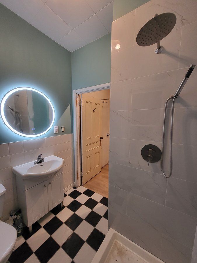 57 Clergy Street East - Photo 4