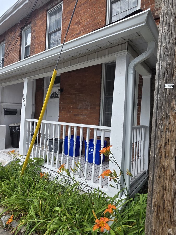 151 York Street - Photo 2